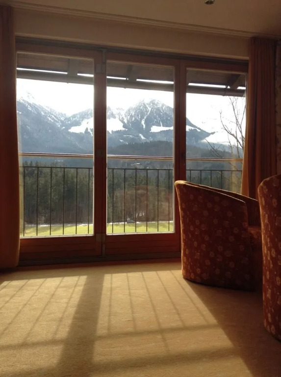 Tourist Hotel Boehm
