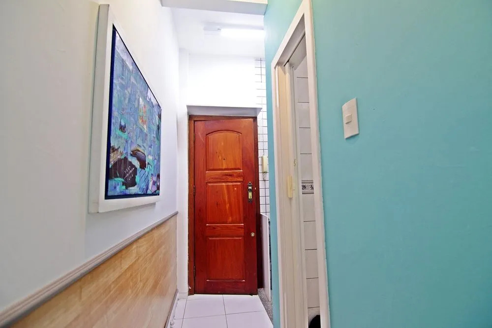 Apartamento Decorado Em Copacabana | Sf 184/604