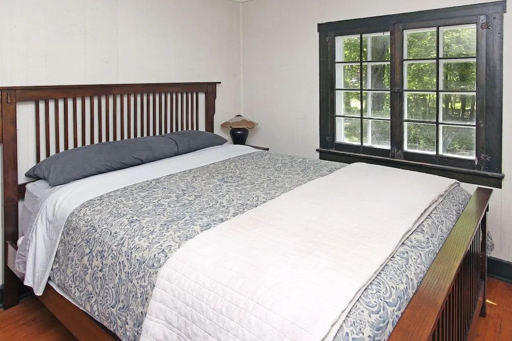 Craftsman Cottage