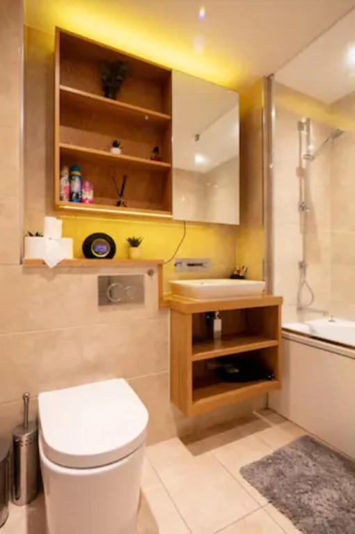 Remarkable 2-bed Apartment in London Amazing Views