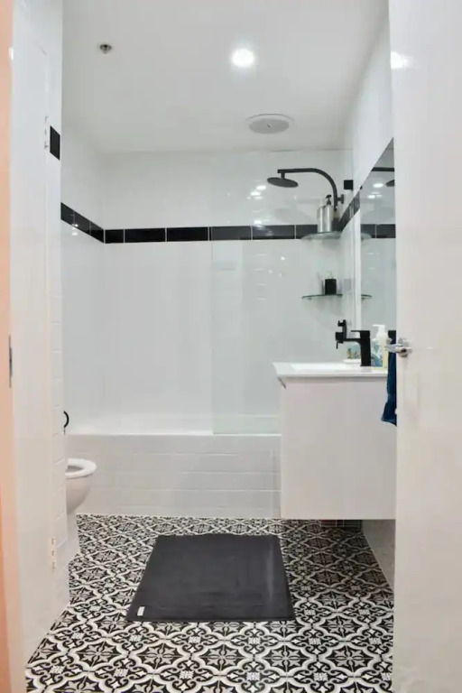 Bright 1 Bedroom Apartment In Surry Hills