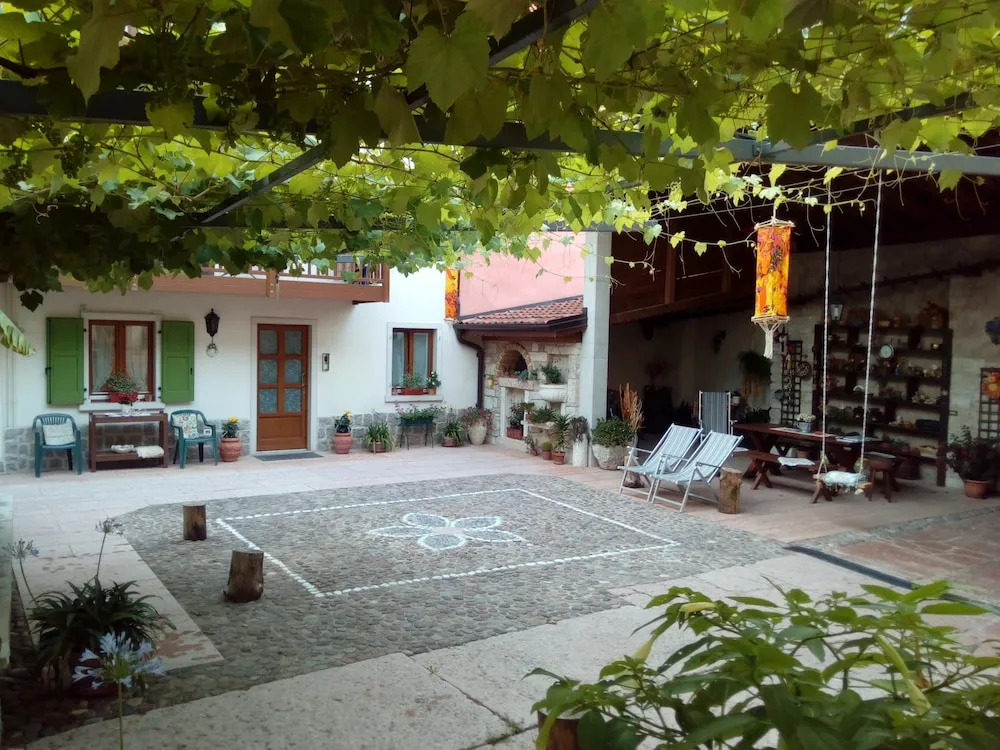 La Bella Corte