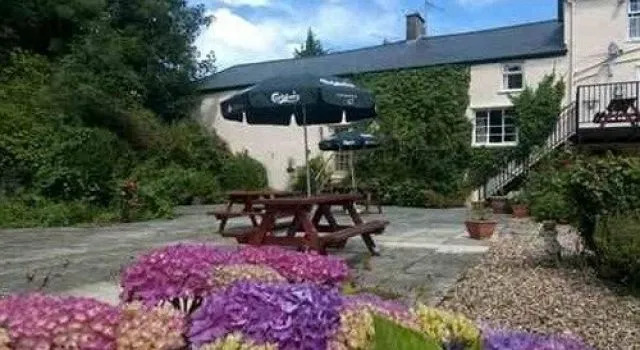 Holland arms hotel