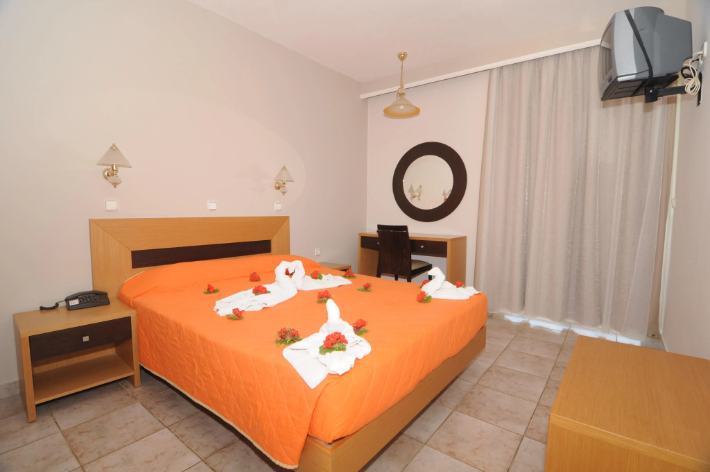 Nefeli Hotel