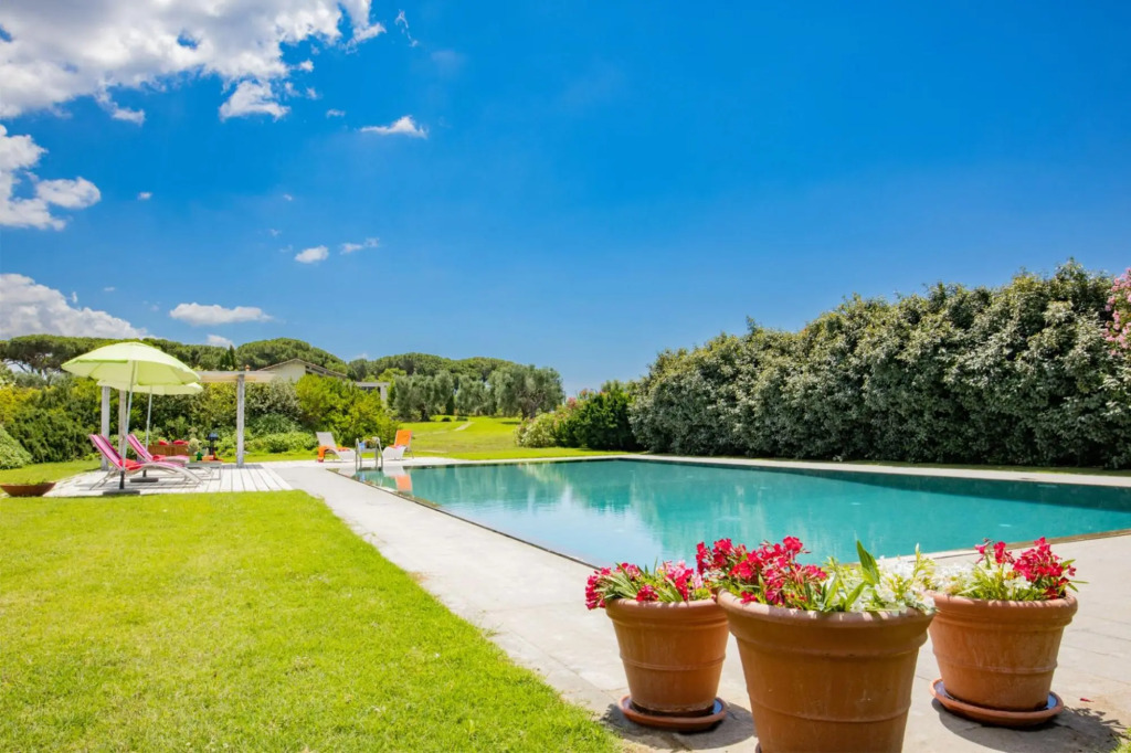 Villa Flaminia in Capalbio area is a comfortable and modern 2-story villa with a private pool, locat-Villa Flaminia