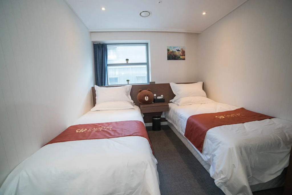 Calistar Hotel