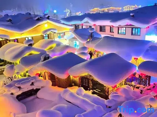 Xuedazi Chinese Inn (Erlang River Scenic Area)