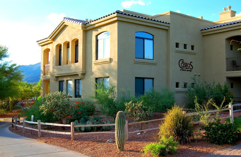 Casitas at Sabino Springs