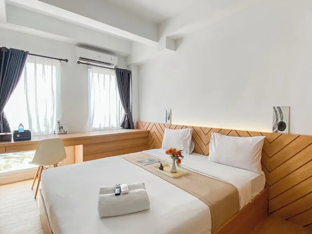 Chic and Cozy Studio at Patraland Urbano Apartment