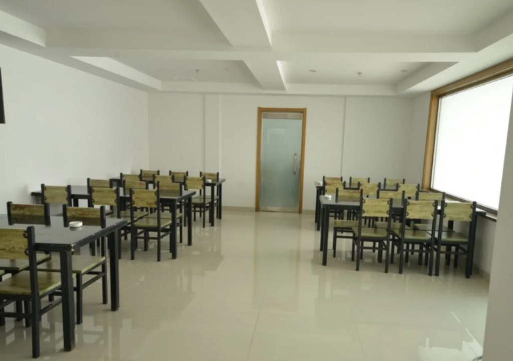 Vatica Tianjin Fifth Avenue Foreign Language Children's Hospital Hotel