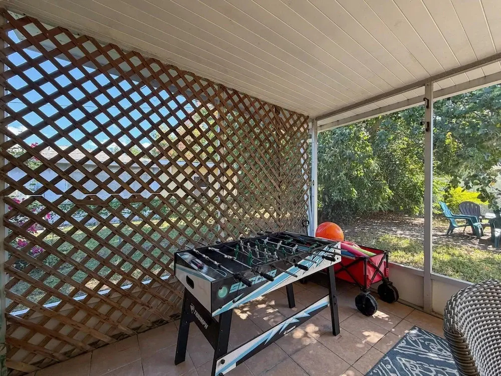 Largo Pool House and Firepit