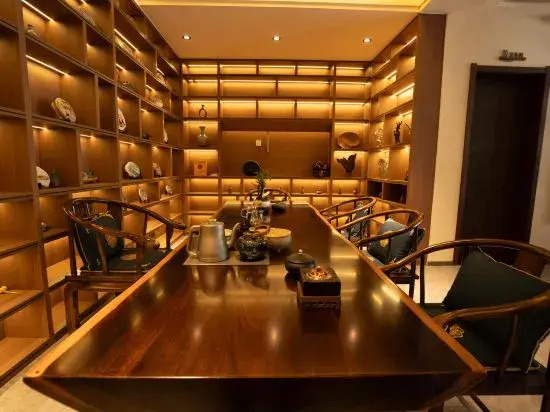 Lanxi Garden 360 ° Terrace Snow Mountain View Light Luxury Intelligent Villa
