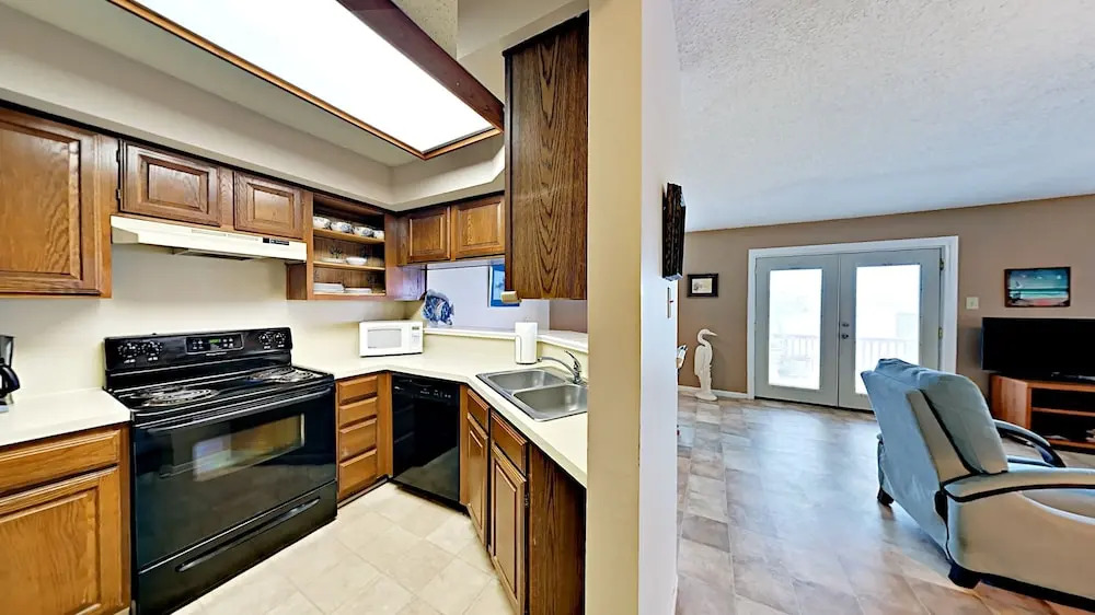Fortuna Bay #4 - One Bedroom Condo