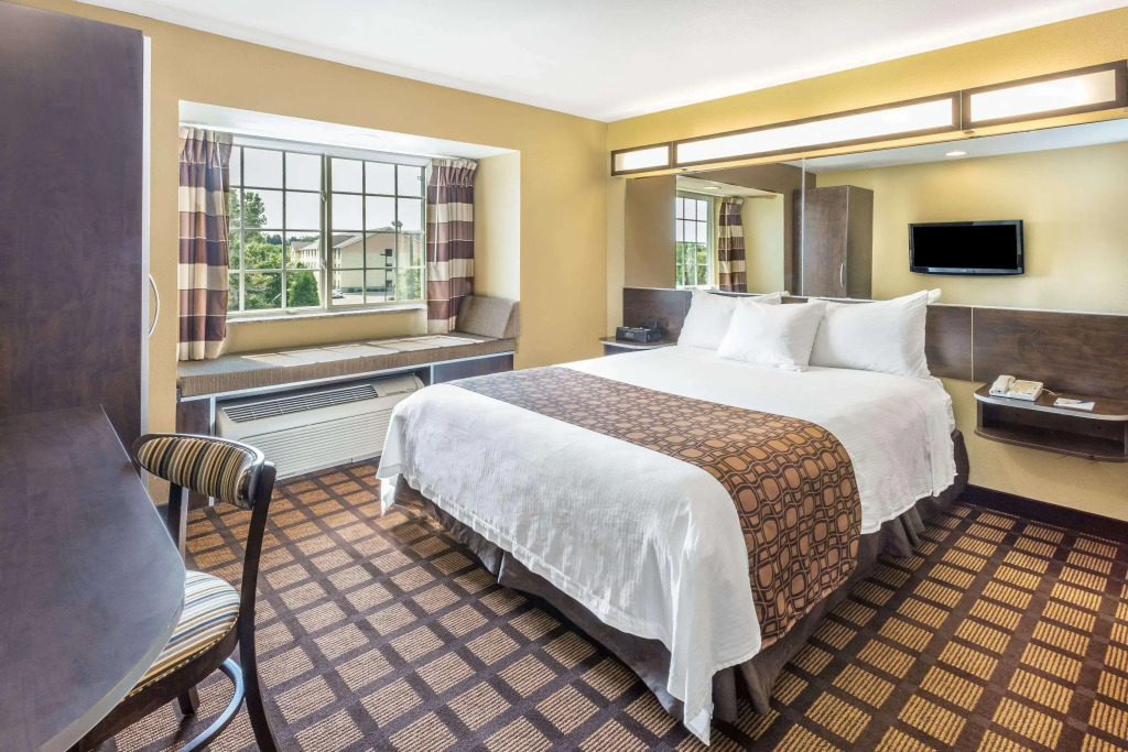 Sleep Inn & Suites Kalamazoo Southwest