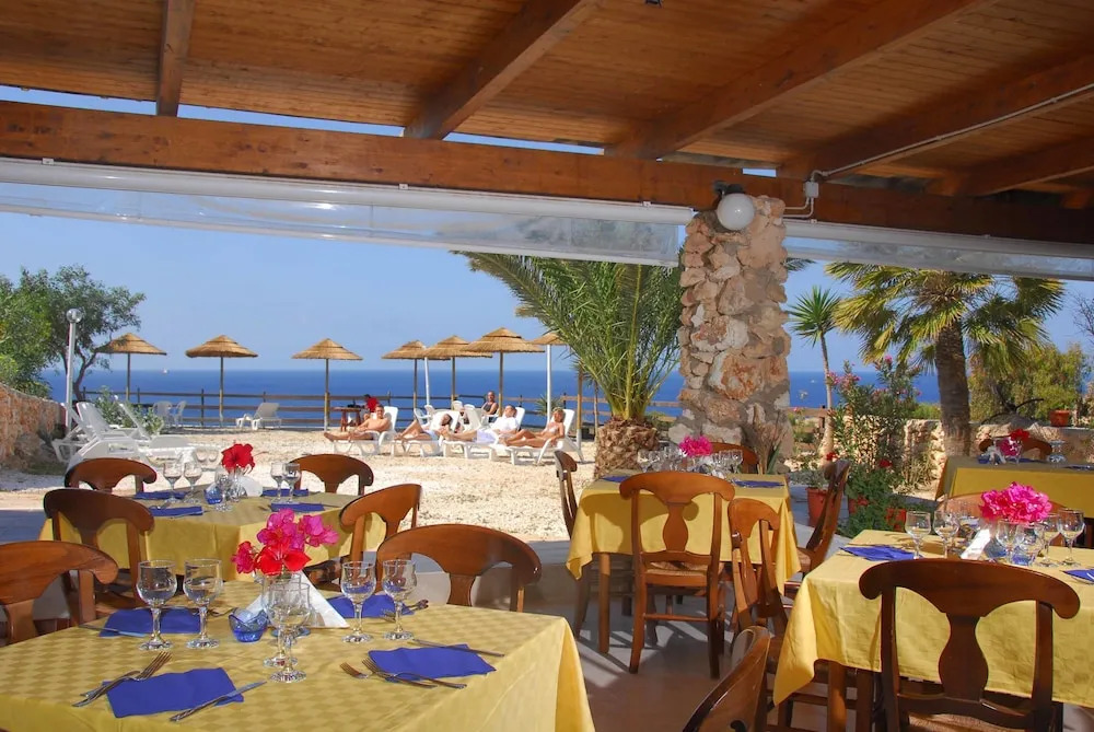 Camping La Roccia