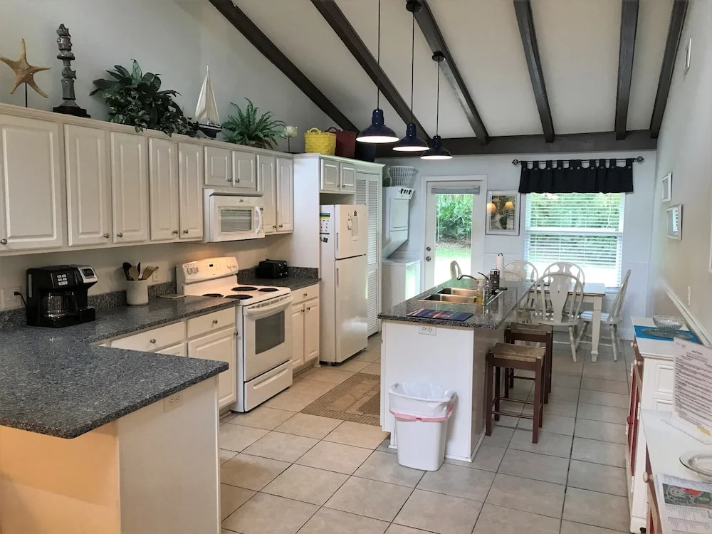 Barnhill B Duplex by Jekyll Realty