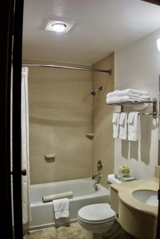 Olympic Suites Inn