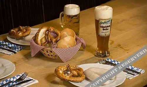 Aktivhotel & Gasthof Schmelz Ihr familienfreundliches Urlaubs Hotel mit Wellness, Almsauna, Chiemgau Karte