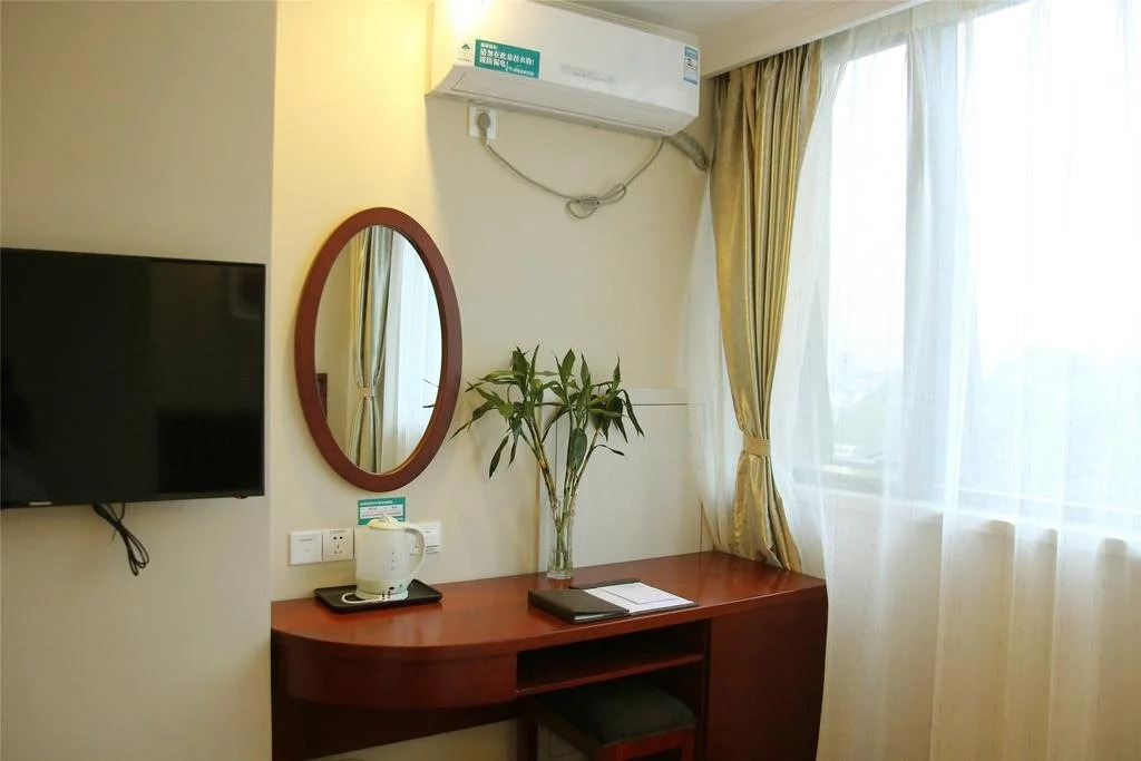 GreenTree Inn Anhui Hefei Feixi West Renmin Road Guanyi Road Express Hotel