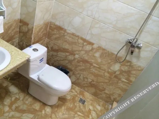 7tiandi Business Hotel (Zhengzhou Dianzi Xinxi Zhiye Jishu Xueyuan Zhongmu Station)