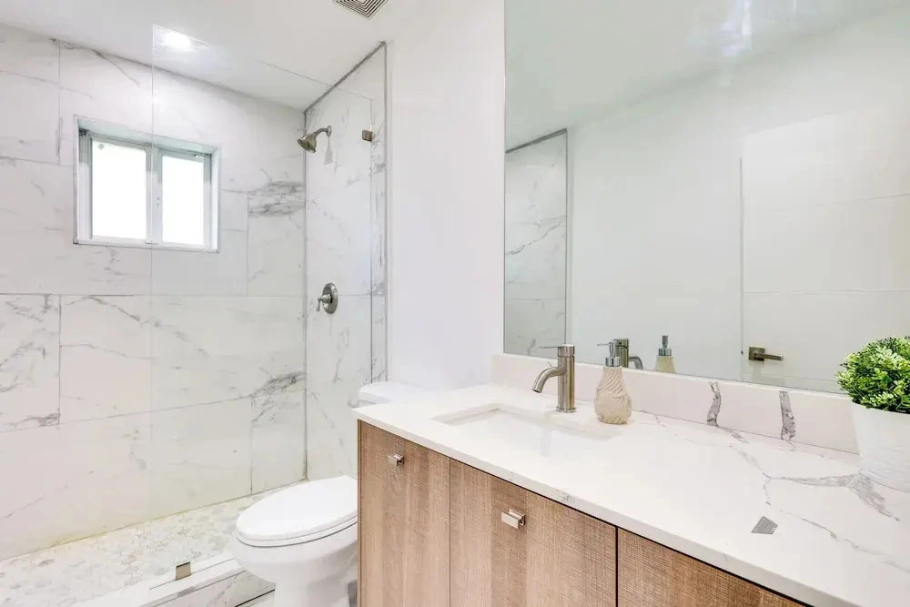 Spacious + Serene Miami Home: Walk to Metrorail