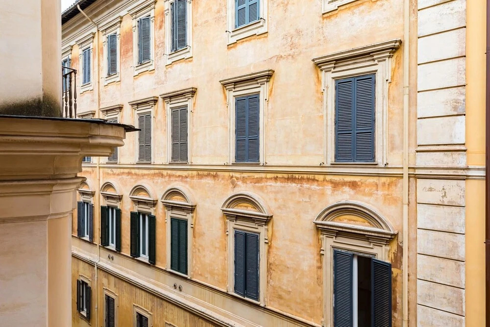 Pietra Square Residence