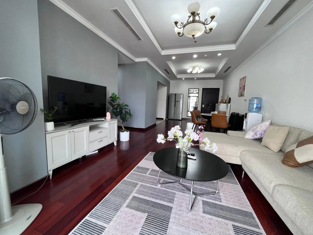 Vinhomes Royal City Luxury Apartment 3Br