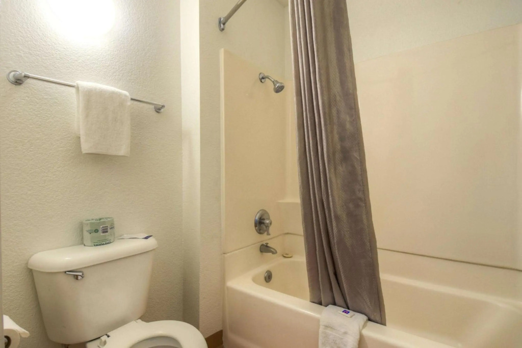Motel 6-Chula Vista, CA - San Diego