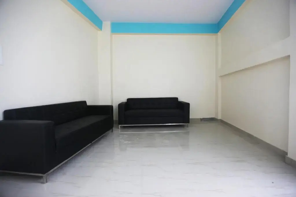 Shri Ram Guest House by OYO Rooms