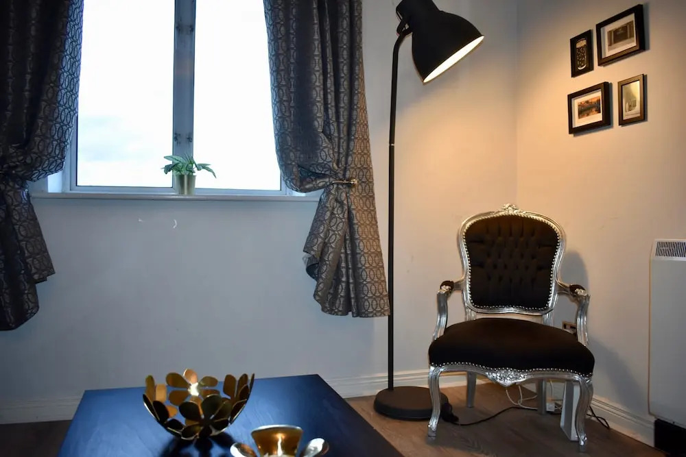 City Centre Top Floor Flat Overlooking Liffey River