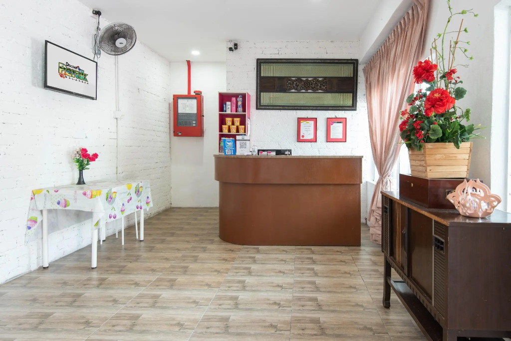 M Motel Meru
