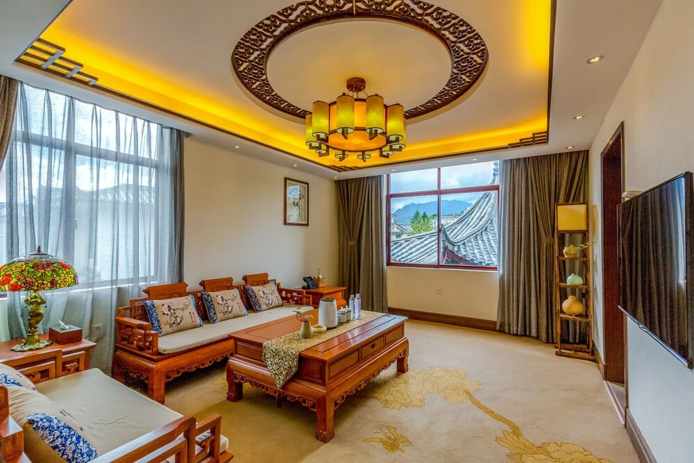 Zuixi Pavilion Travelling With Hotel