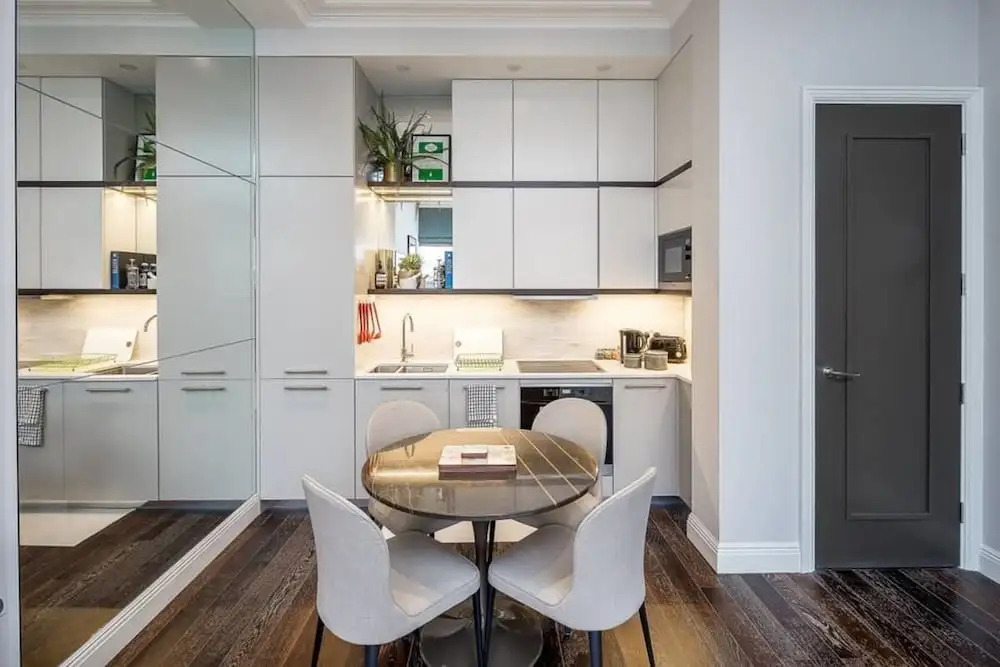 Modern 2 Bed, 2 Bath Apartment in Paddington