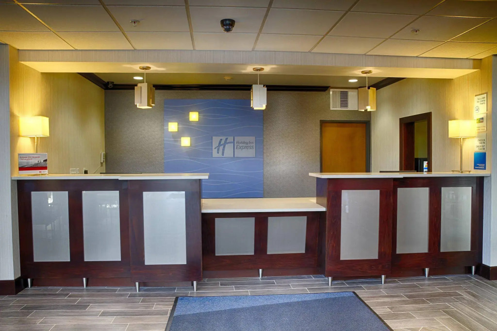Holiday Inn Express Sidney by IHG