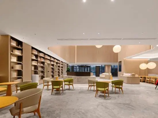 All Seasons Hotel (Chongqing Happy Valley Longhu Lijiatian Street)