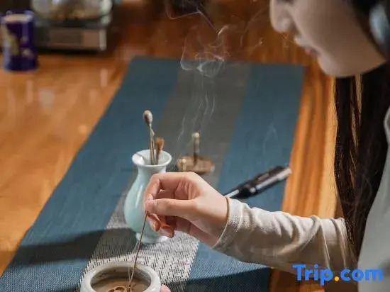 Jingshan Green Zen Academy