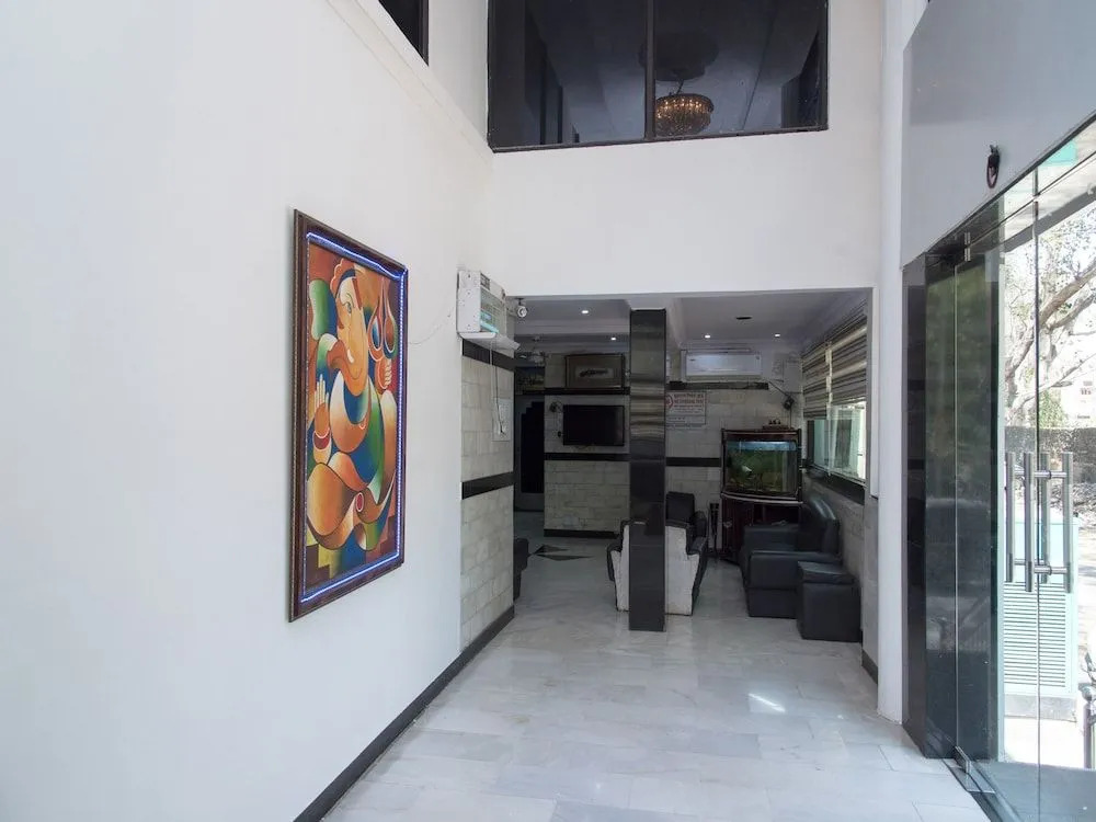 OYO 12656 Hotel Green View International