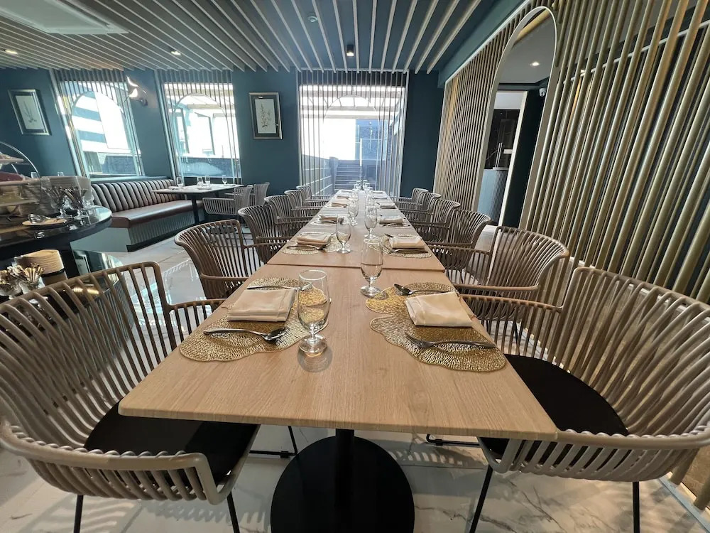 ARNI Skye Hotel