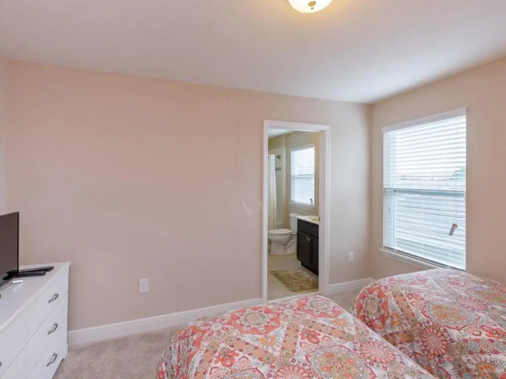 5Sts51OB72 Vacation Home Near Disney Area by RedAwning