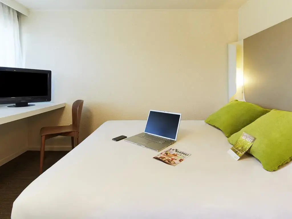 Campanile NATURE - Bordeaux Est Artigues