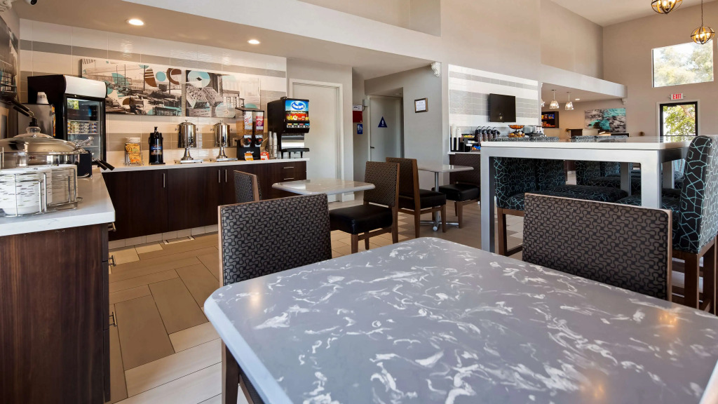 Best Western Apricot Inn