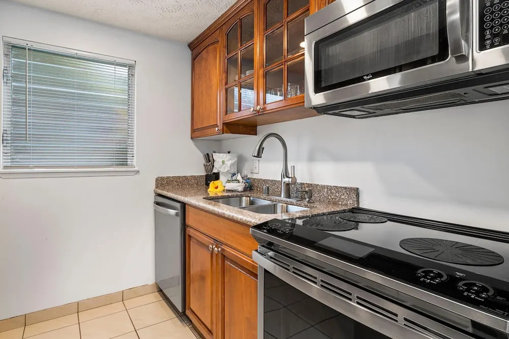 Keauhou Surf & Racquet Townhouse #36