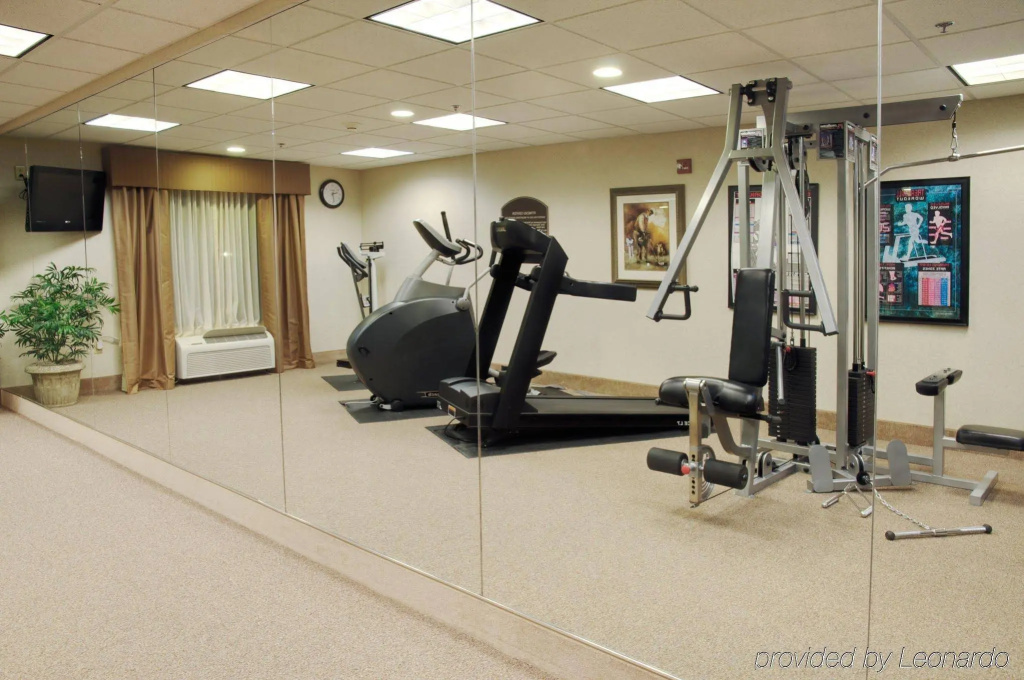 Holiday Inn Express Hotel & Suites Center by IHG