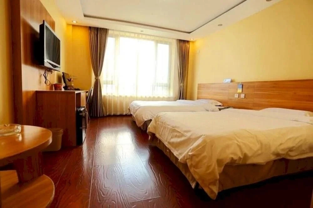 Yingkou Bayuquan Jin'gangwan Business Hotel