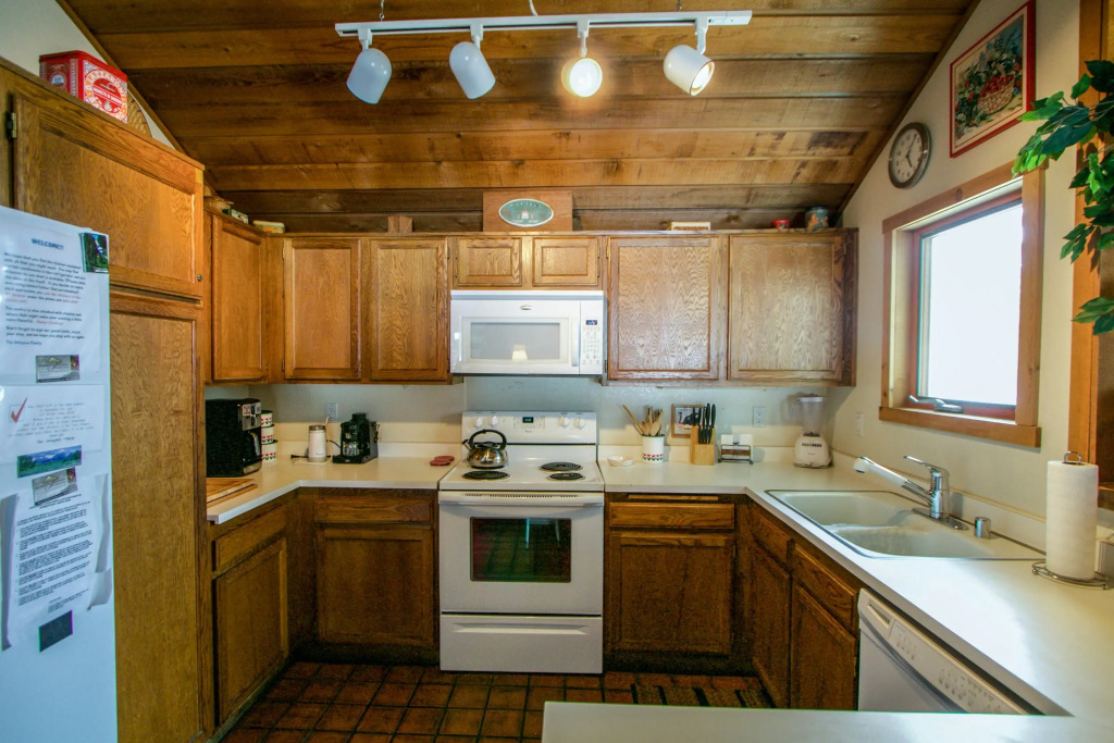 Snowcreek II #308 Condo