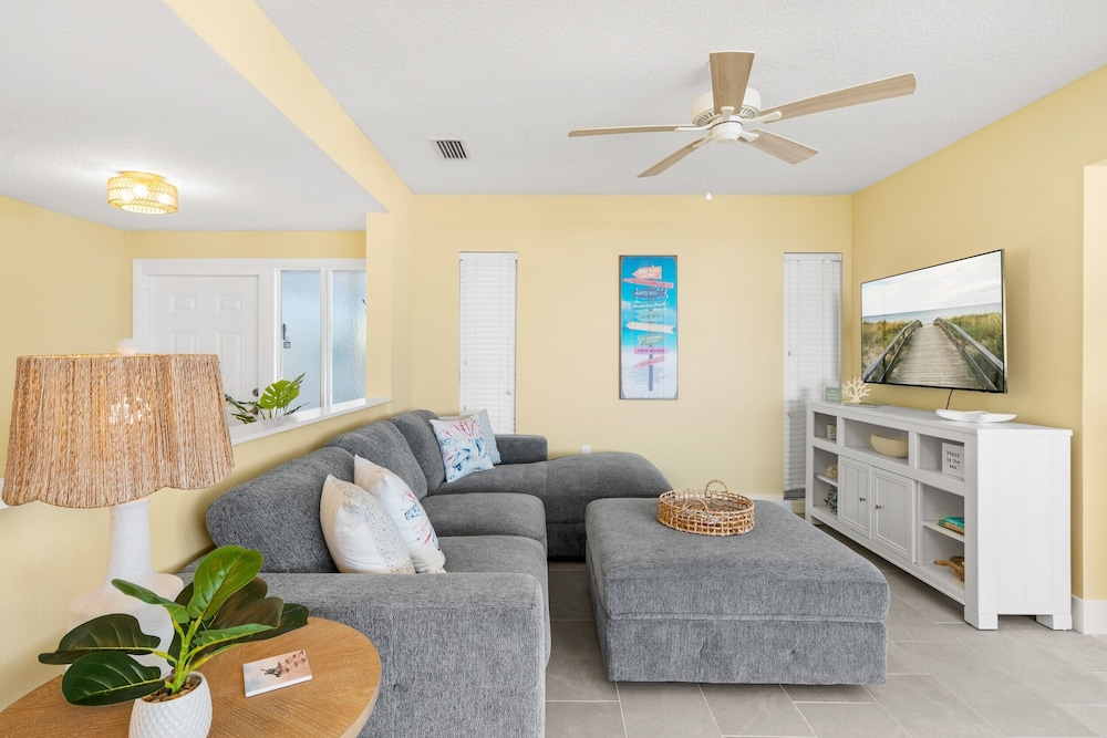 Bayside Hideaway At Beach Castle #27 3 Bedroom Villa