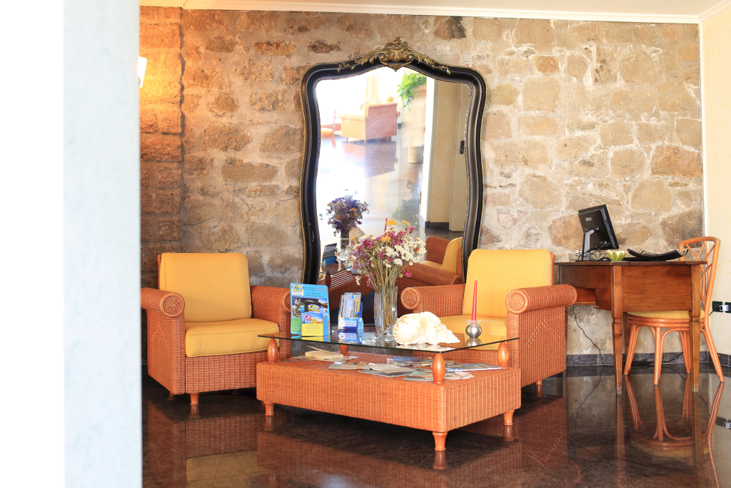 Hotel Nantis