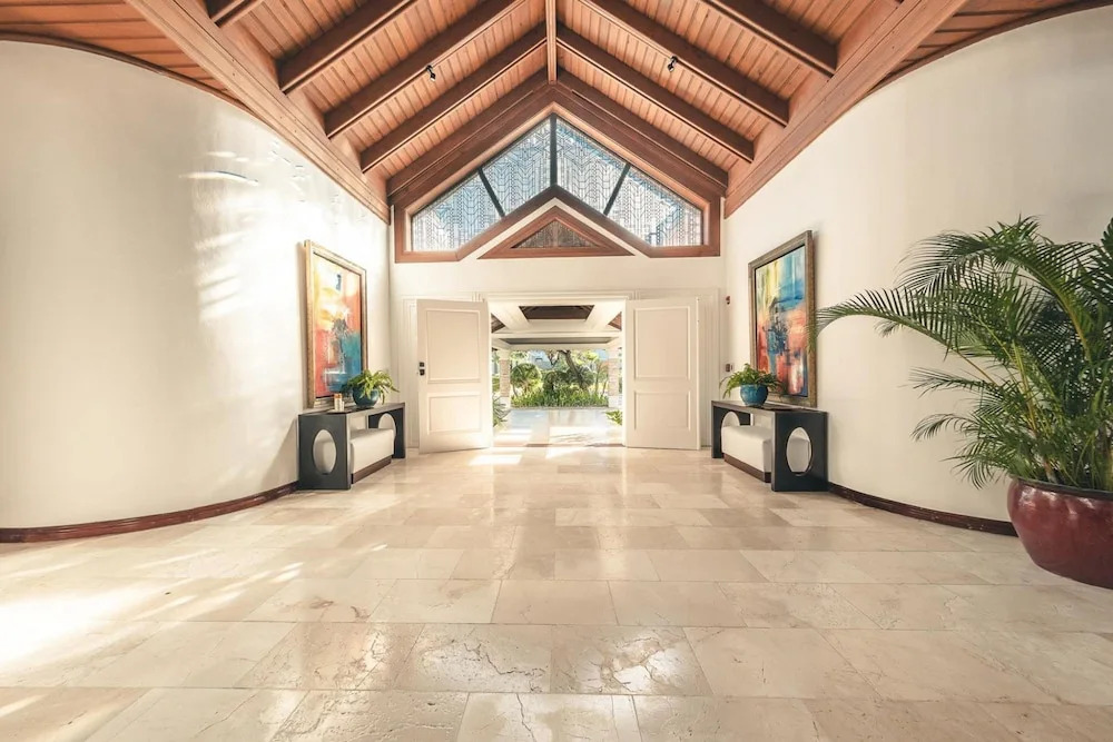 Luxurious Maison Larimar at Casa de Campo
