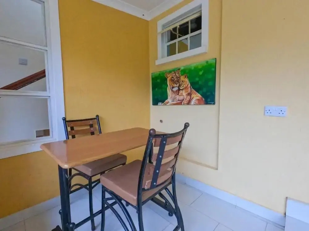 Mayas Suites