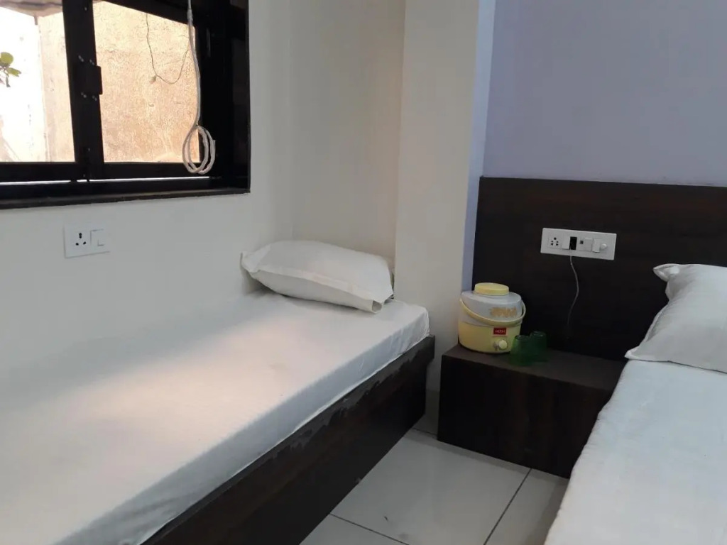 Hotel Chouhan Paradise